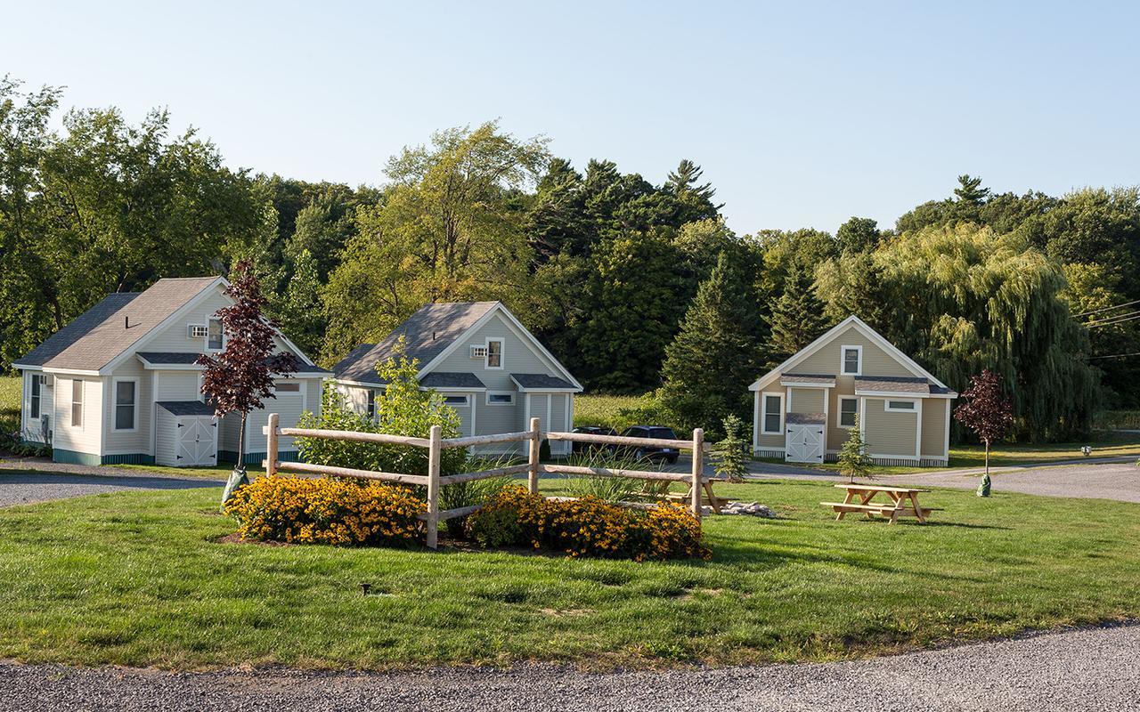 Sandbanks Summer Village Cottages Cherry Valley Esterno foto